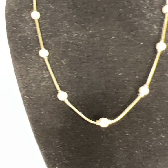 Vintage Trifari Chain W/Bead Necklace Gold Tone White Beads - Picture 3 of 8